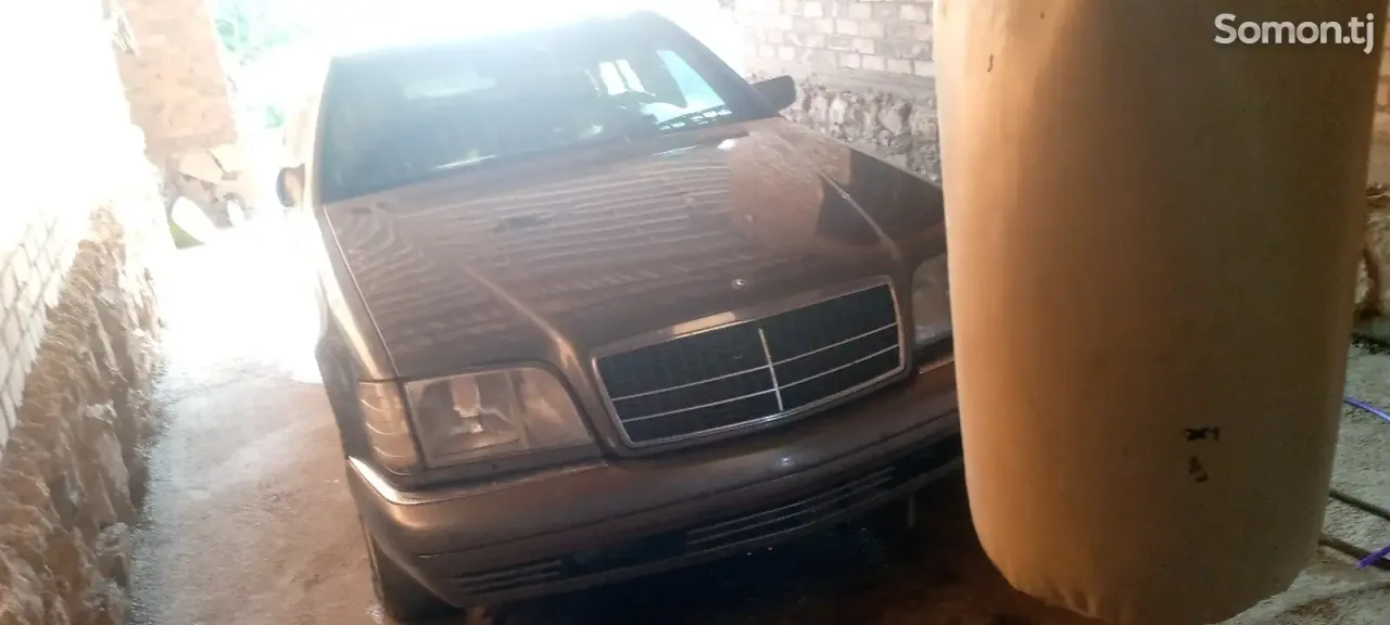 Mercedes-Benz S class 1992 · 3.0 AT