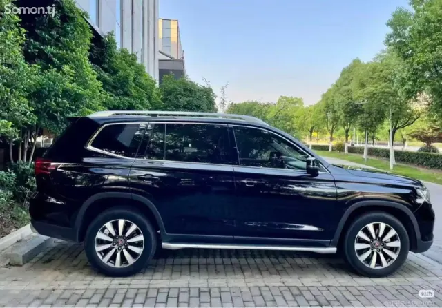 Roewe RX8 2018 · 2.0 AT