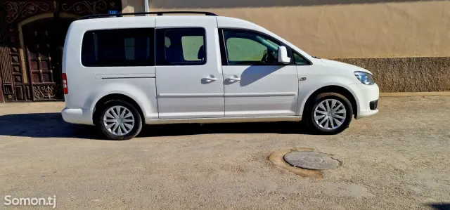 Opel Zafira 2015 · 2.0 MT
