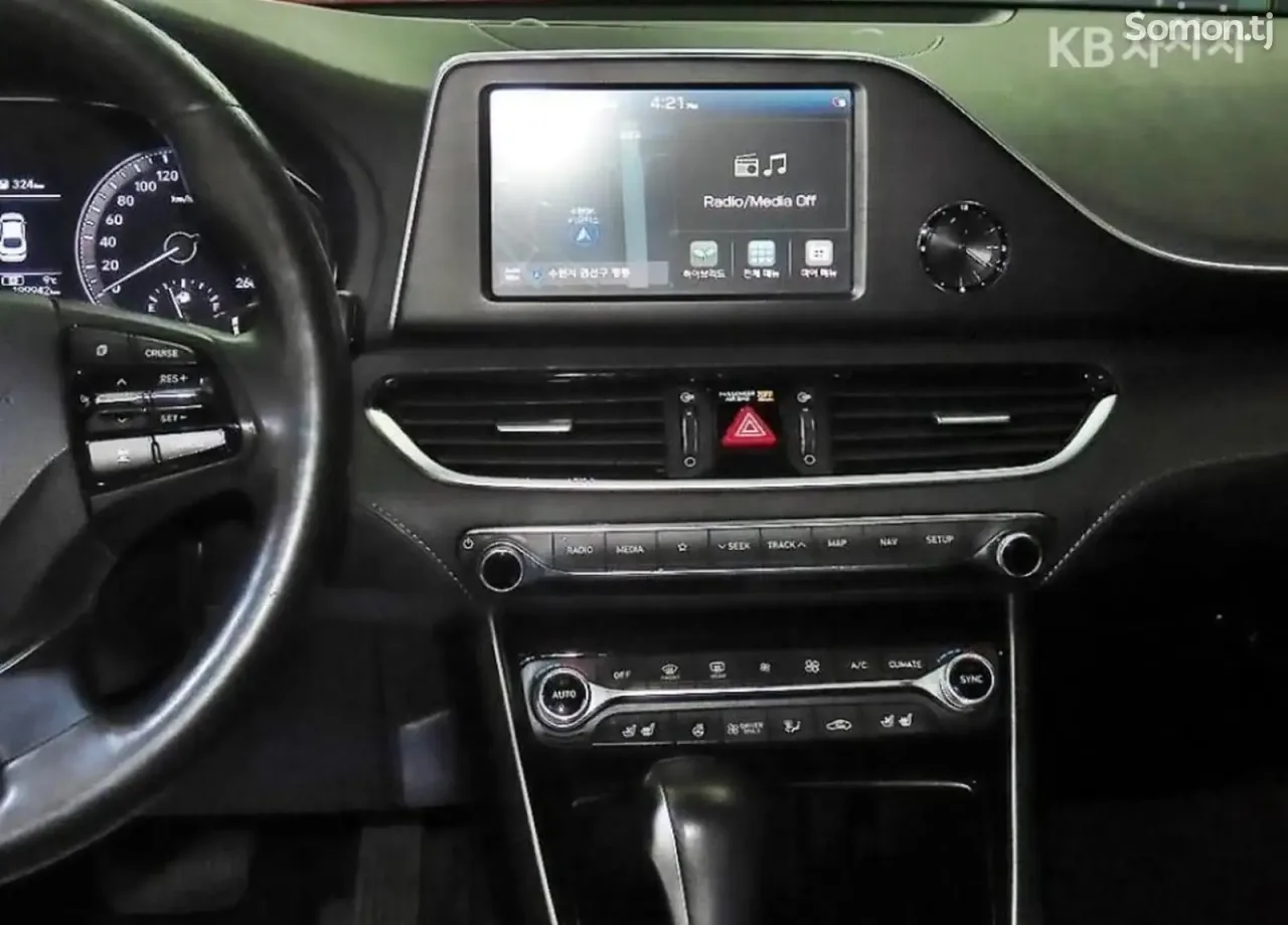 Hyundai Grandeur 2018 · 2.4 AT