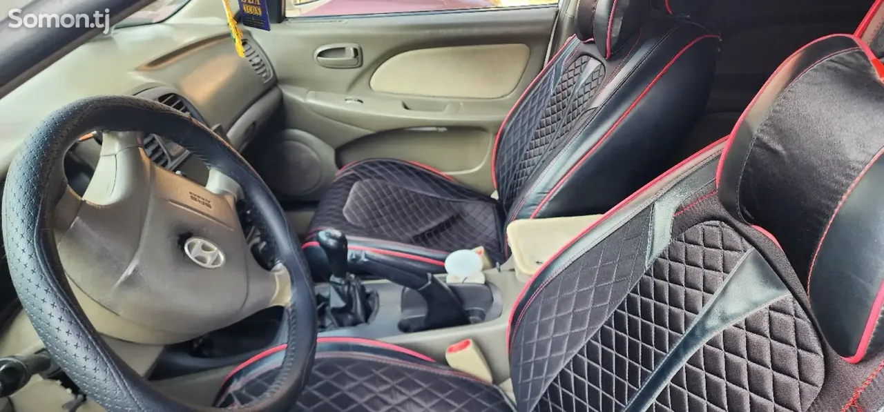 Hyundai Sonata 2004 · 1.8 MT