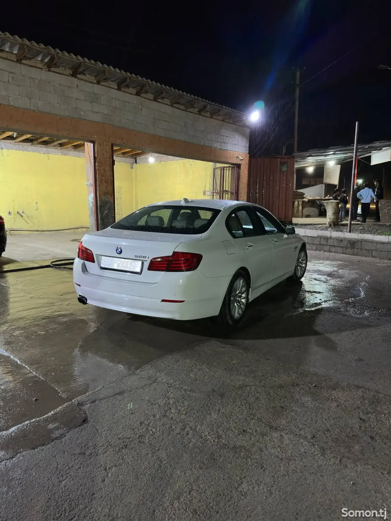 BMW 5 series 2012 · 2.8 AT
