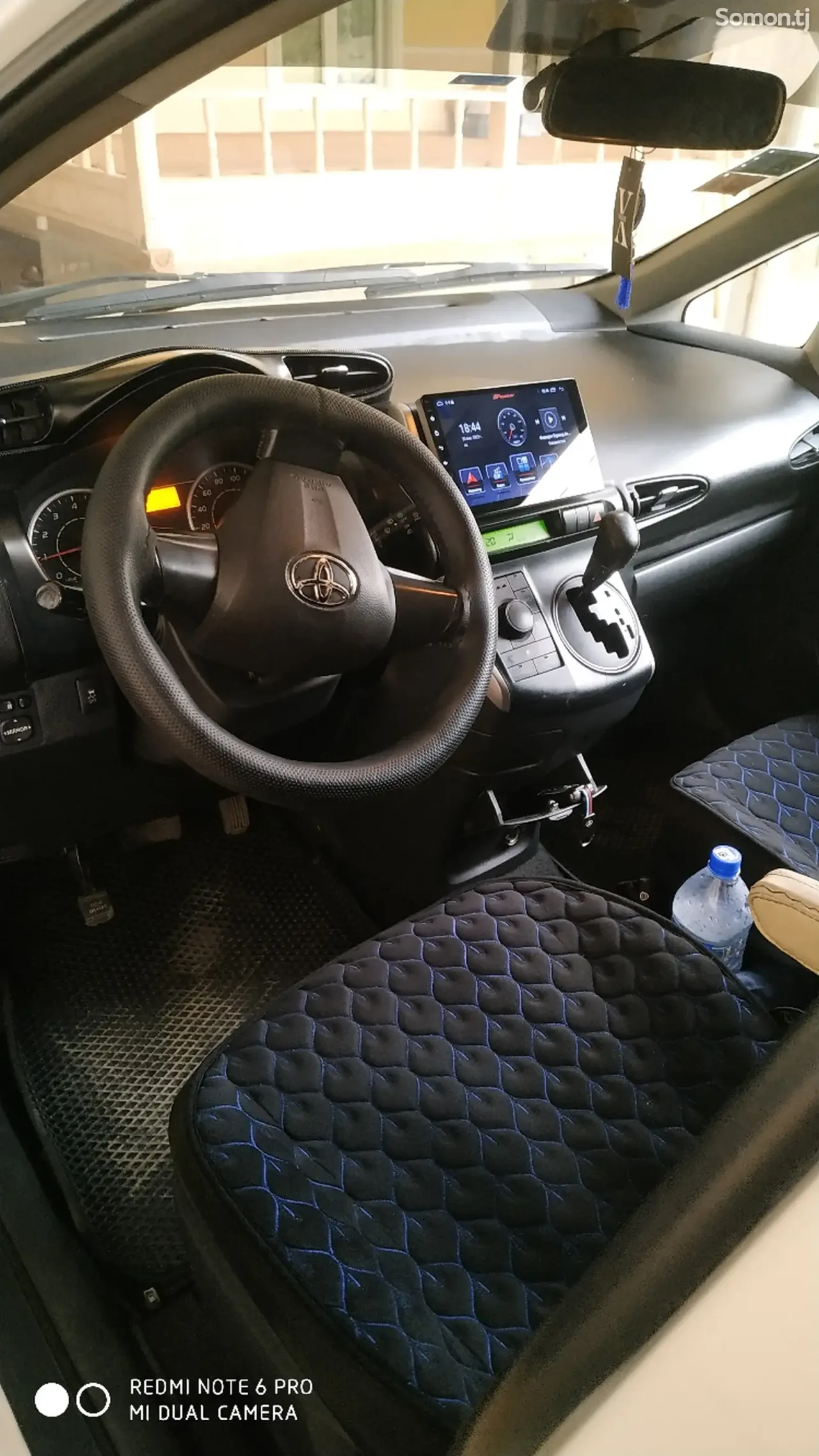 Toyota Wish 2011 · 1.8 AT