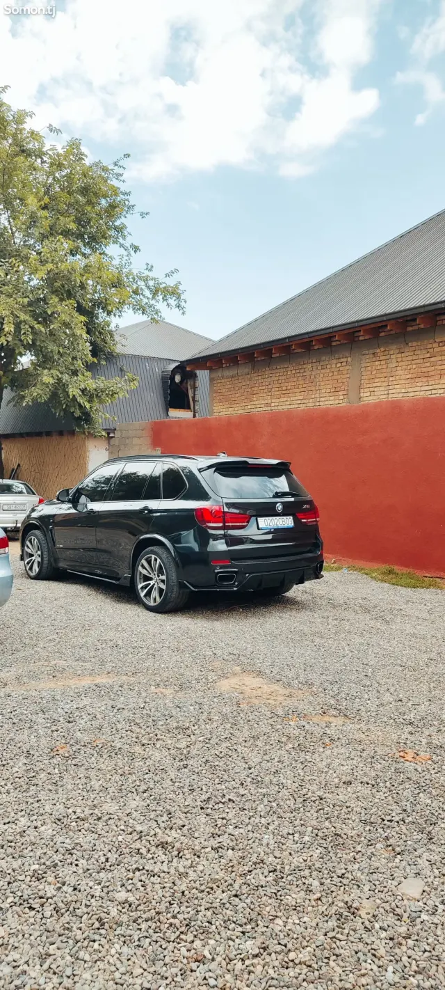 BMW X5 2015 · 3.0 AT