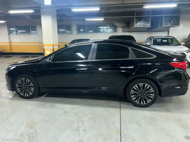 Hyundai Sonata 2014 · 2.0 AT