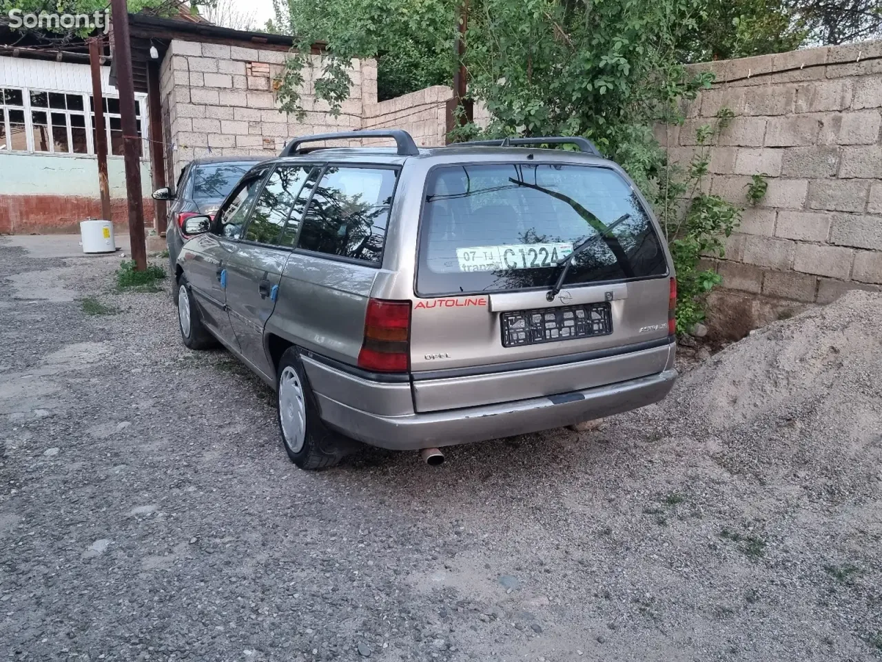 Opel Astra F 1996 · 1.6 MT