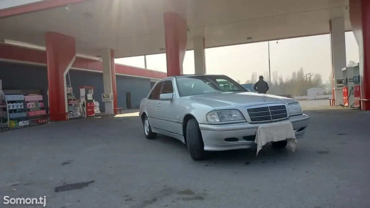 Mercedes-Benz C class 1998 · 1.8 MT