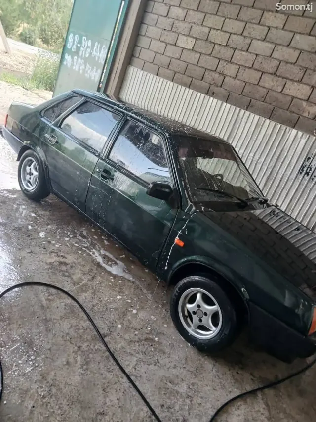 Lada (ВАЗ) 21099 2004 · 1.4 MT