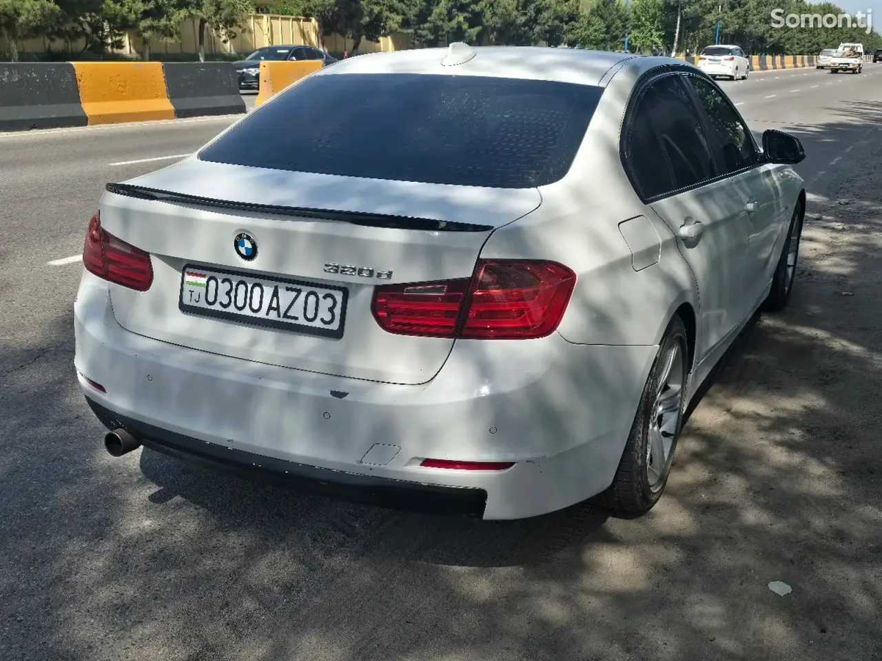 BMW 3 series 2014 · 2.0 AT