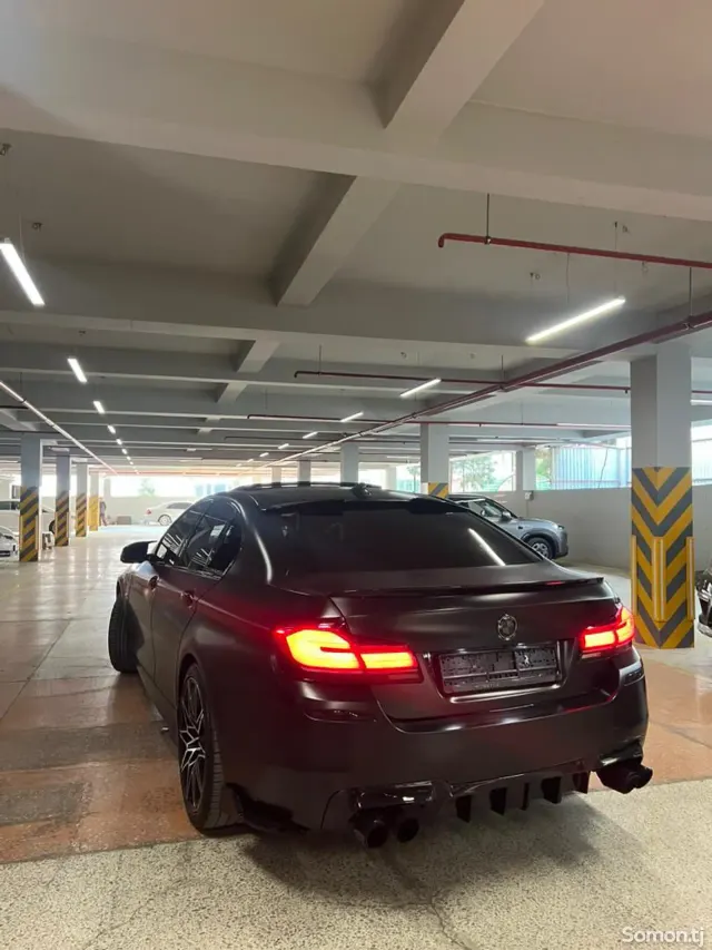 BMW 5 series 2013 · 2.5 AT