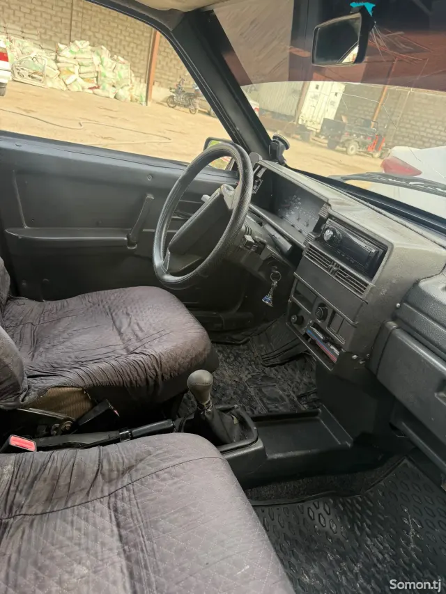 Lada (ВАЗ) 21099 2004 · 1.6 MT