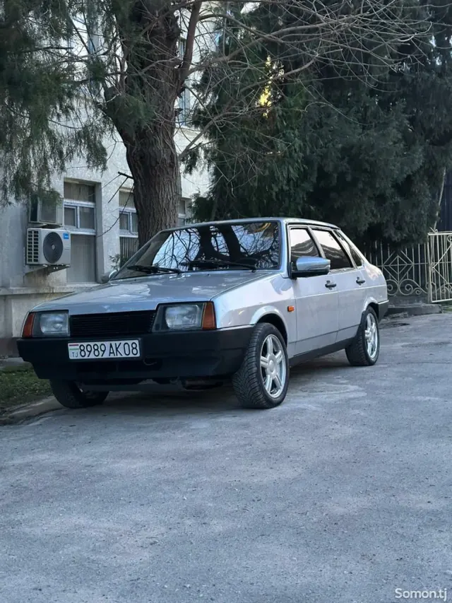 Lada (ВАЗ) 21099 2003 · 1.5 MT