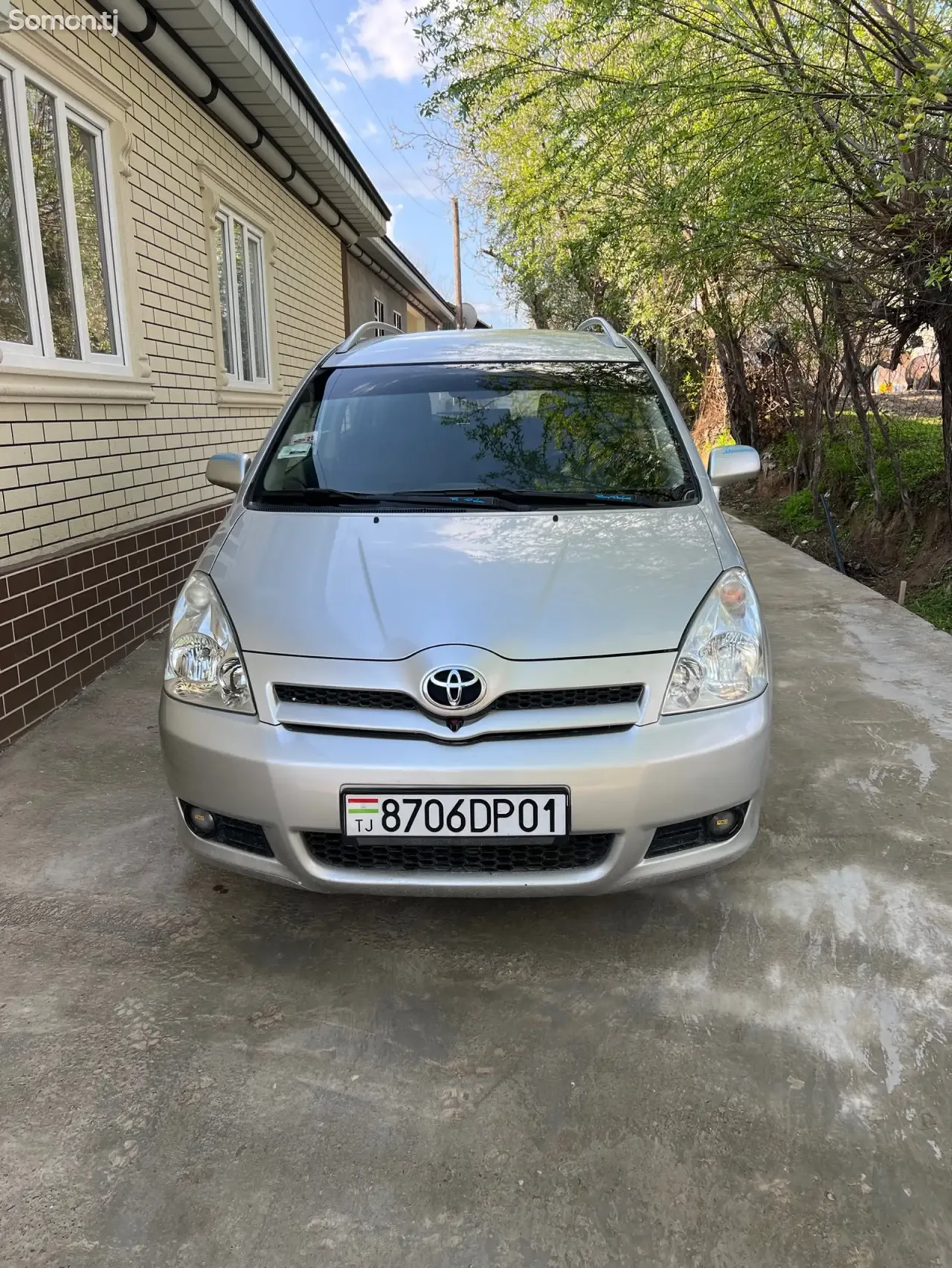 Toyota Corolla Verso 2006 · 1.8 MT