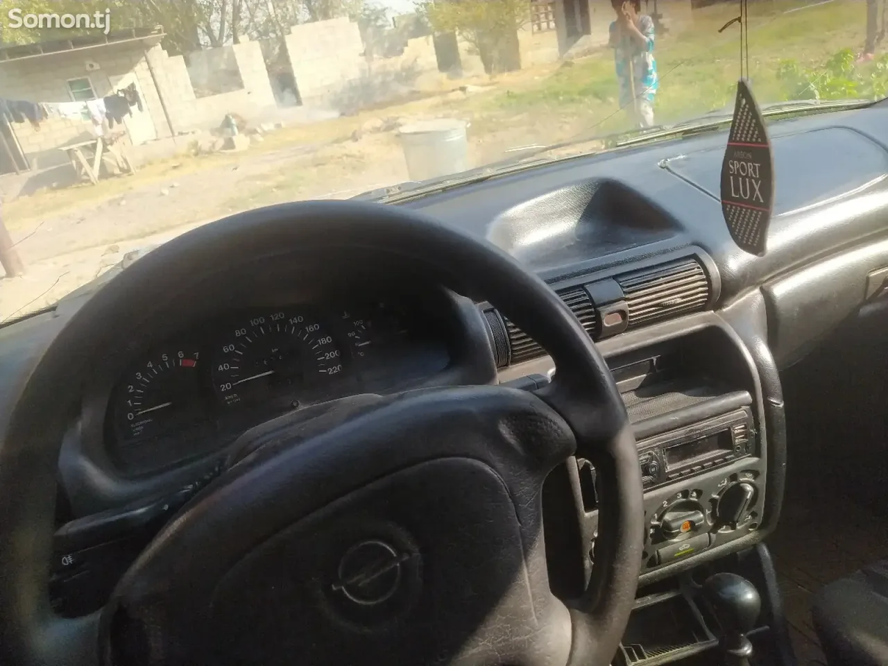Opel Astra F 1996 · 1.6 MT