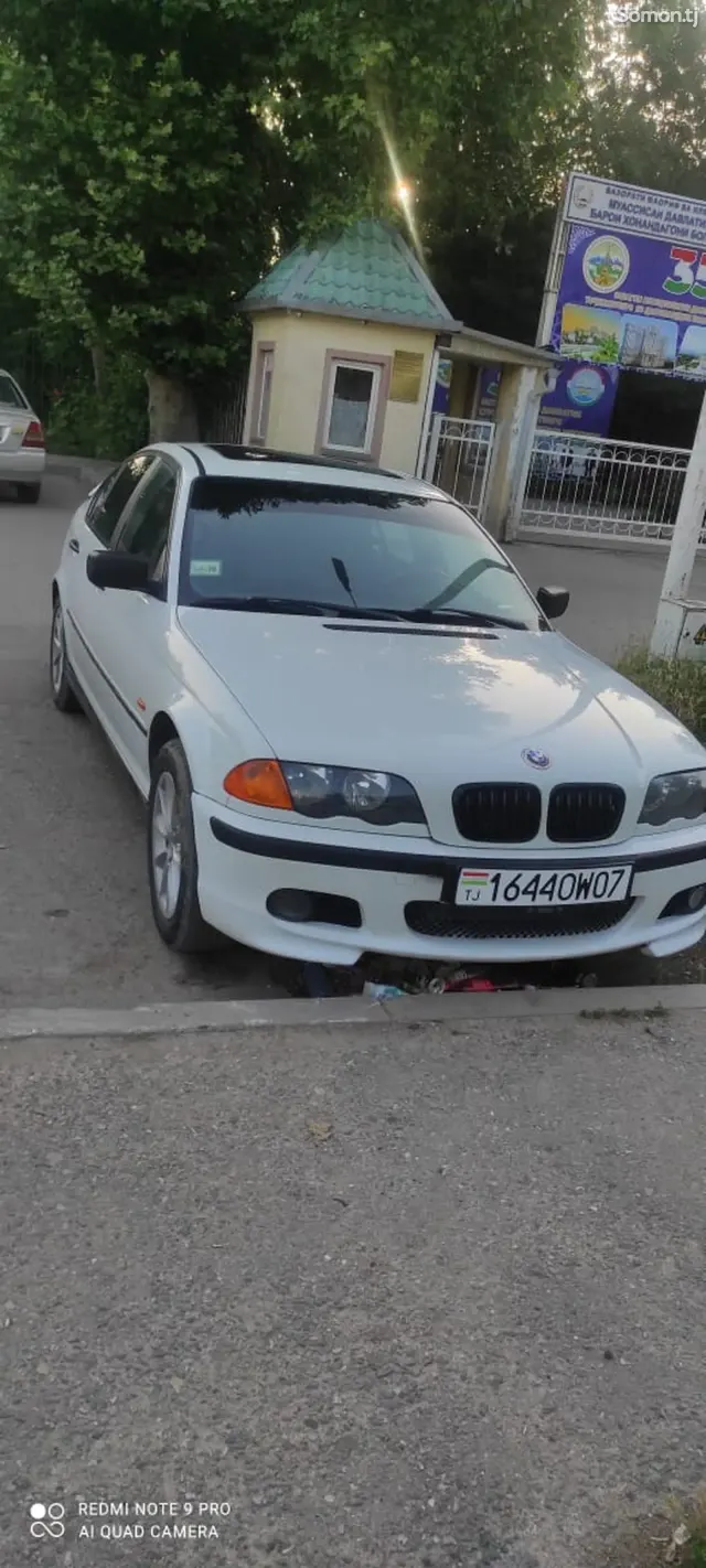 BMW 3 series 2000 · 1.8 MT