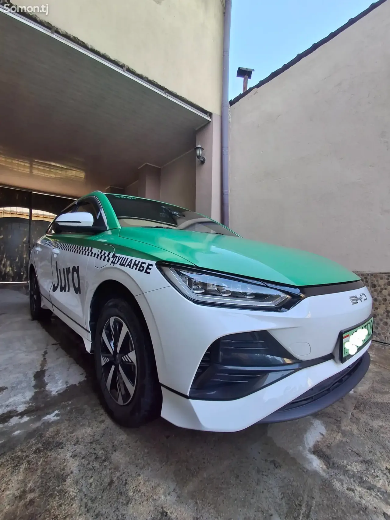 BYD E2 2023 · AMT