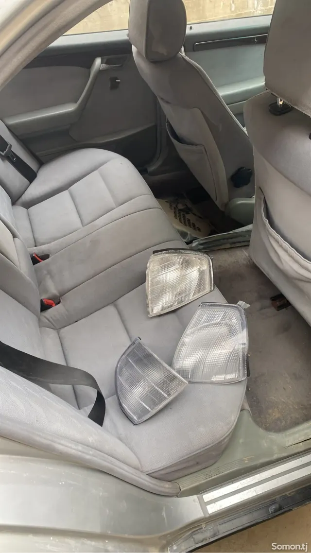 Mercedes-Benz C class 1996 · 2.0 MT