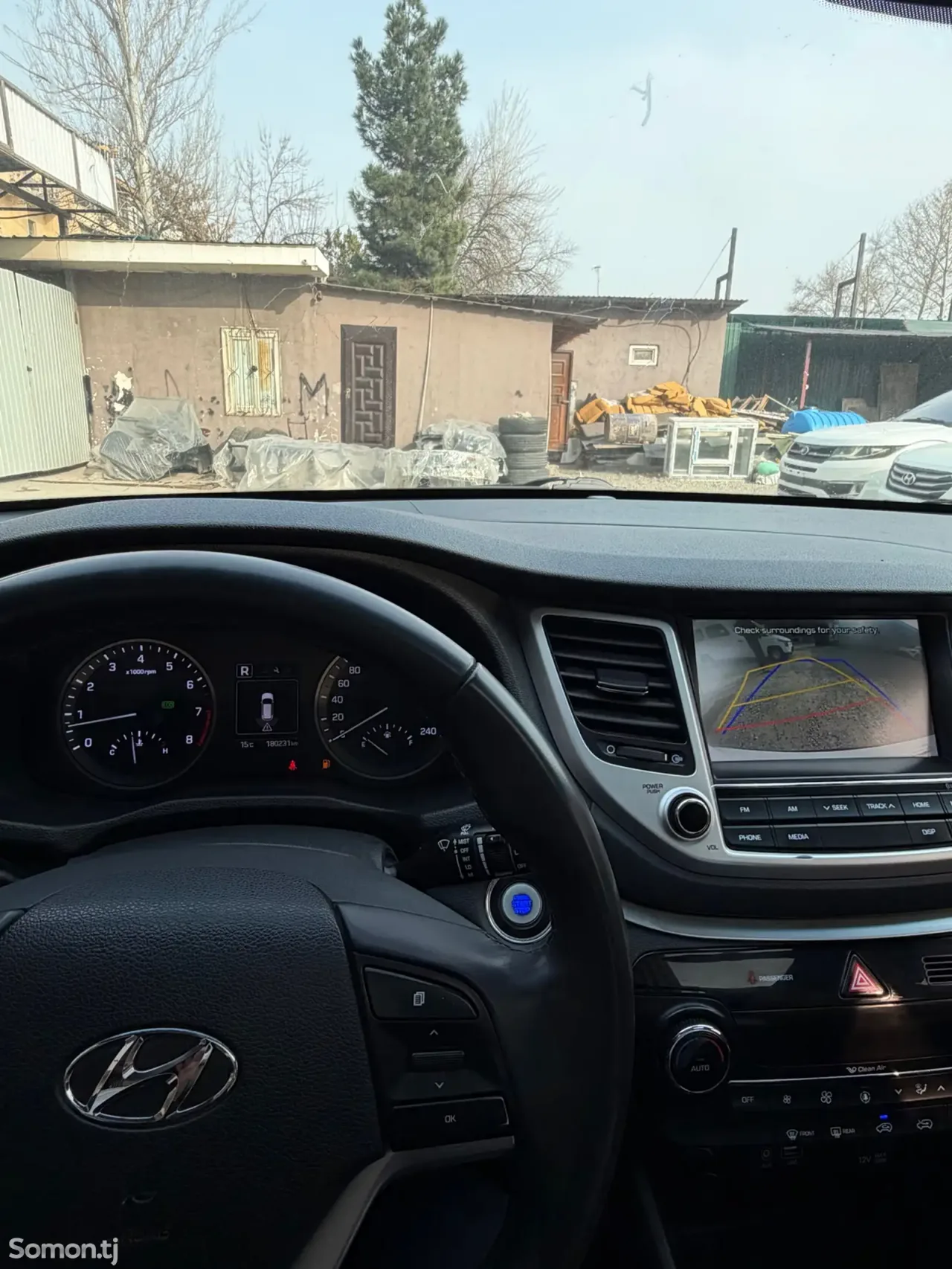 Hyundai Tucson 2016 · 1.6 AT