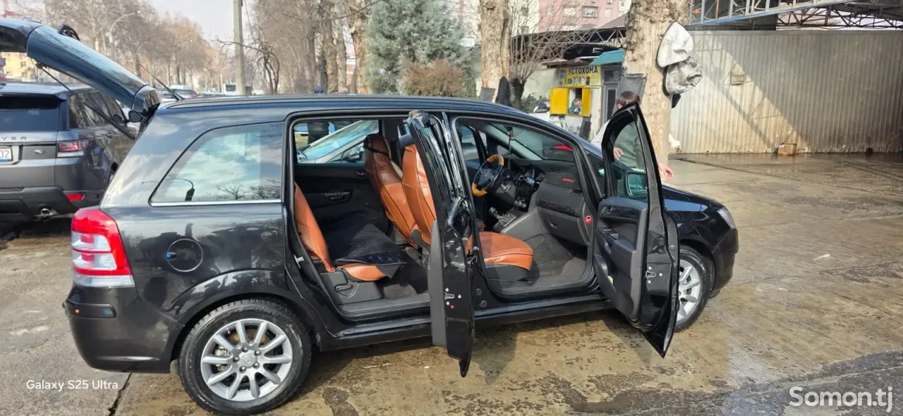 Opel Zafira 2014 · 1.8 MT