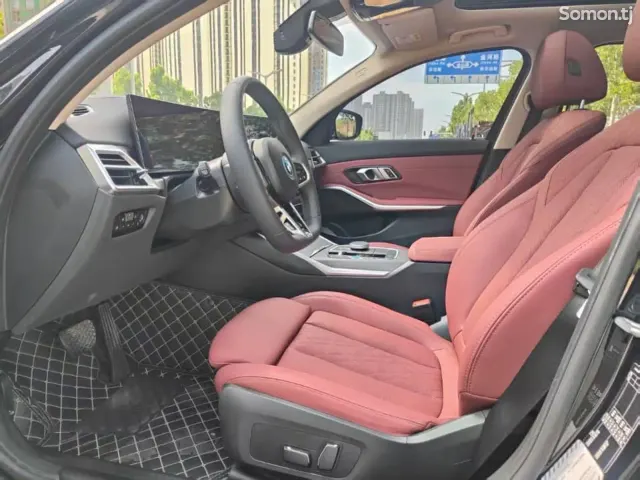 BMW i3 2025 · AT