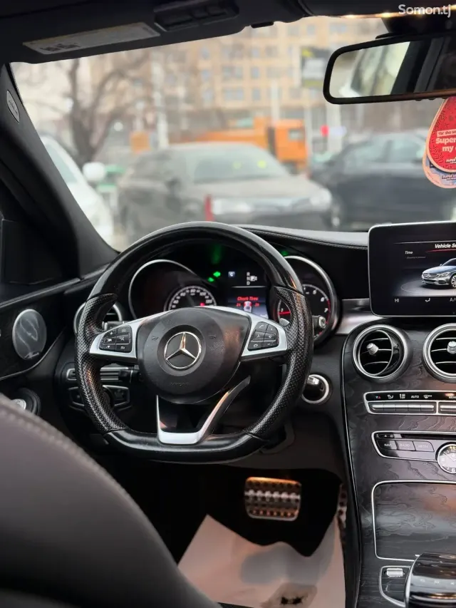 Mercedes-Benz C class 2015 · 2.0 AT