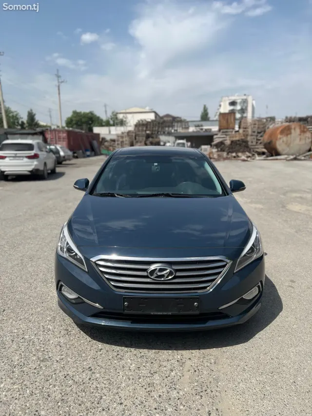 Hyundai Sonata 2015 · 2.0 AT