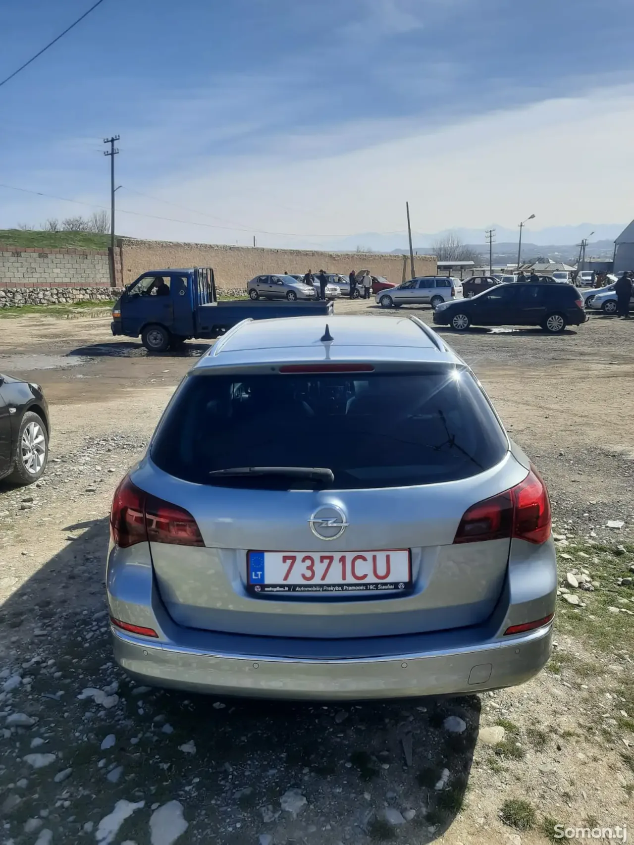 Opel Astra J 2015 · 1.4 MT