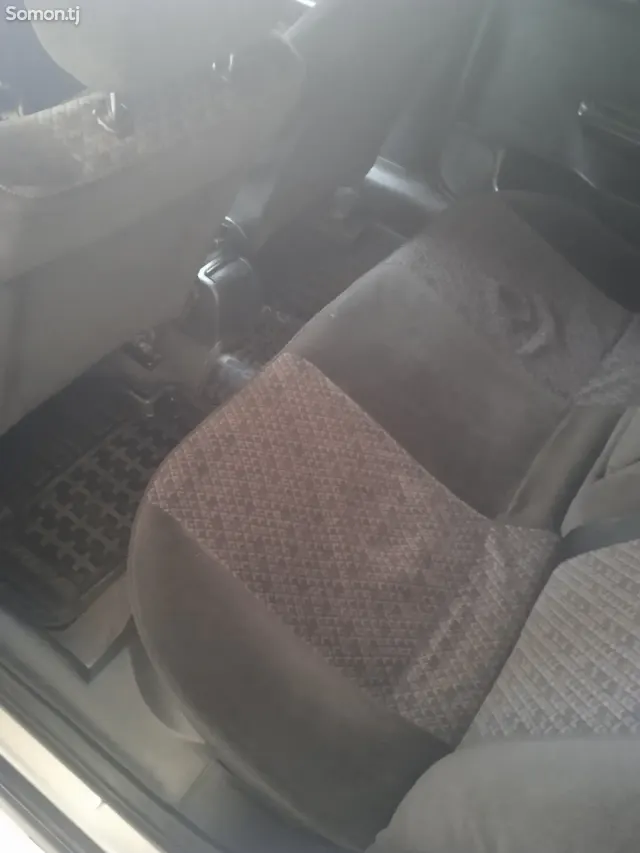 Opel Astra G 1999 · 1.6 MT