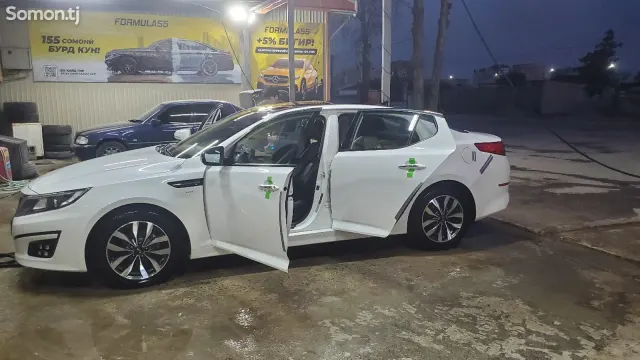 Kia K5 2014 · 2.0 AT