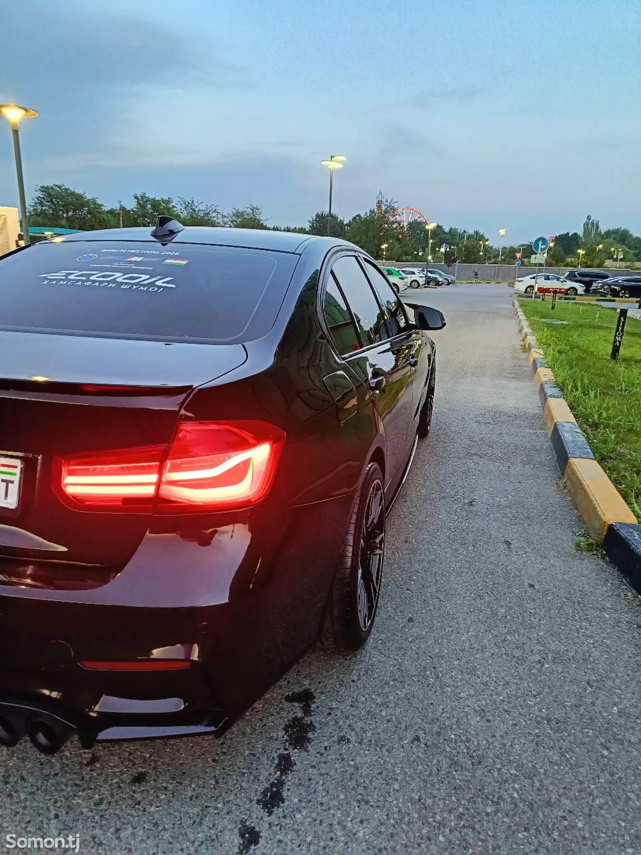 BMW 3 series 2016 · 2.0 AT