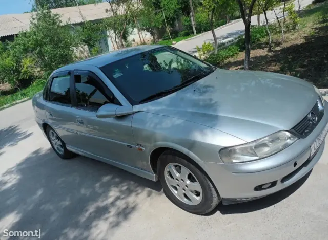 Opel Vectra B 1999 · 1.6 AT