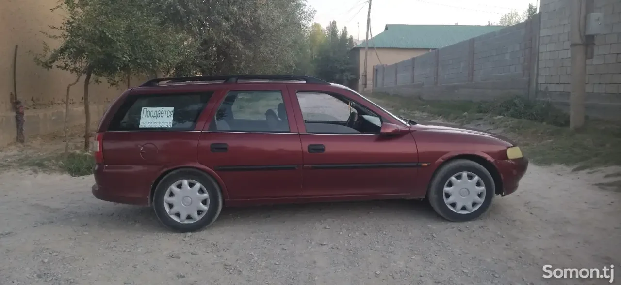 Opel Vectra B 1997 · 1.6 MT