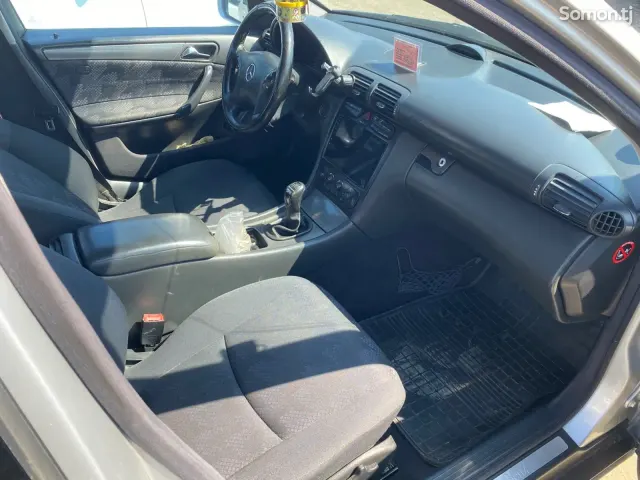 Mercedes-Benz C class 2002 · 1.8 MT