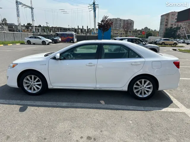 Toyota Camry 2014 · 2.5 AT