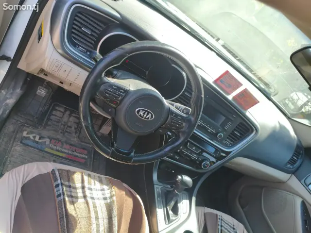 Kia Optima 2016 · 2.4 AT