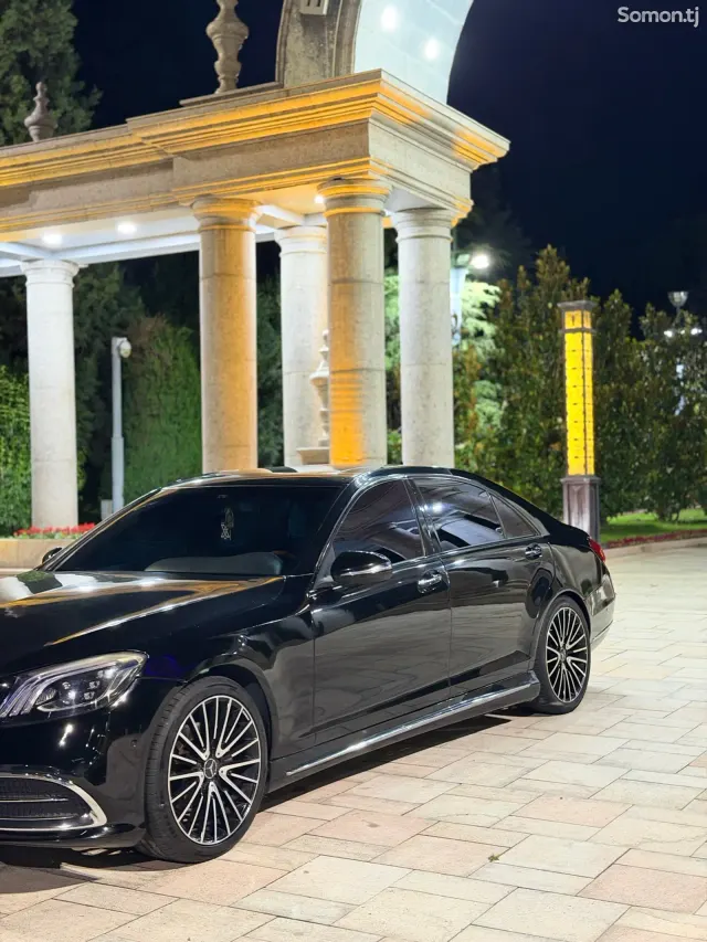 Mercedes-Benz S class 2008 · 5.0 AT