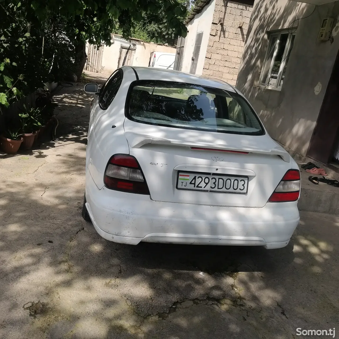 Daewoo Leganza 1997 · 1.8 MT