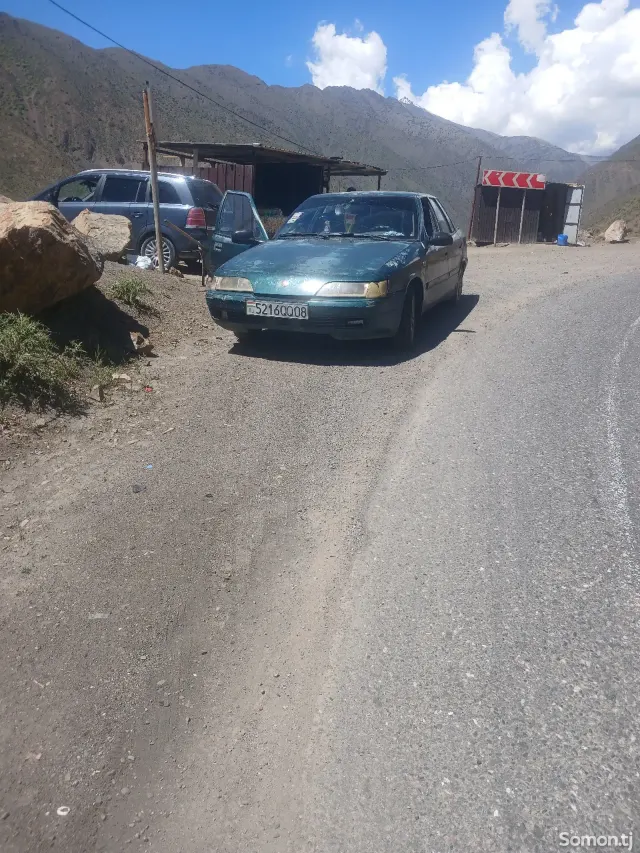 Daewoo Espero 1996 · 1.8 MT