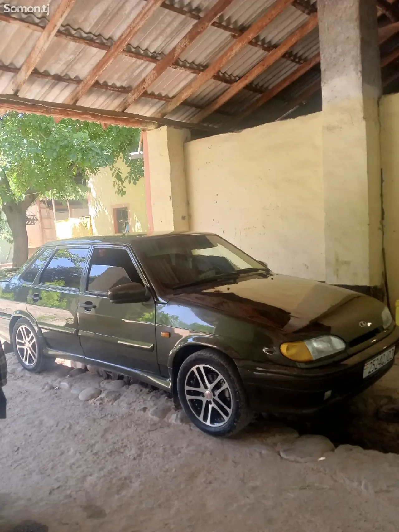 Lada (ВАЗ) 2115 2005 · 1.6 MT