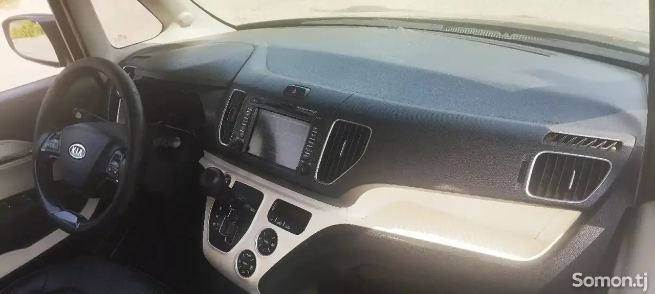 Kia Ray 2012 · 1.1 AT
