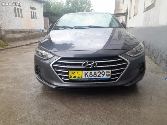 Hyundai Avante 2016 · 1.6 AT
