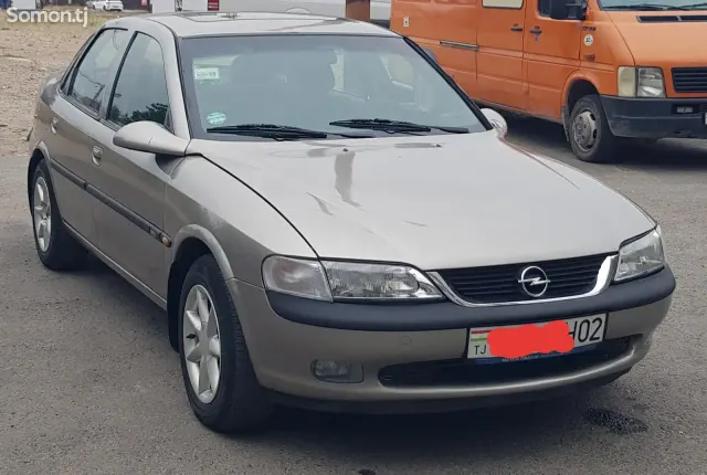 Opel Vectra B 1996 · 1.6 MT