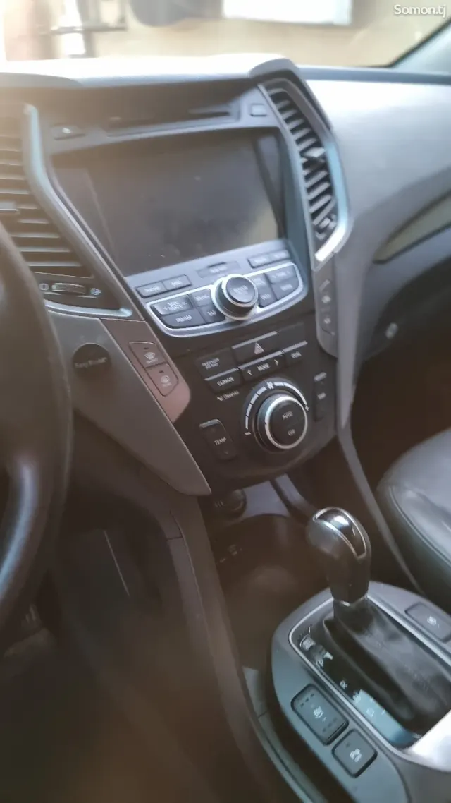 Hyundai Santa Fe 2016 · 2.0 AT