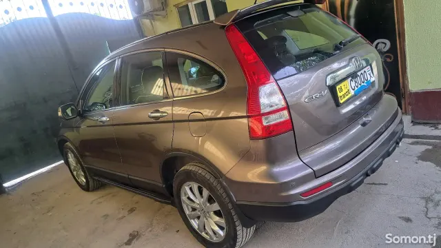 Honda CR-V 2011 · 2.4 AT