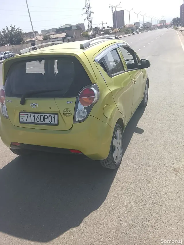 Chevrolet Spark 2011 · 1.3 AT