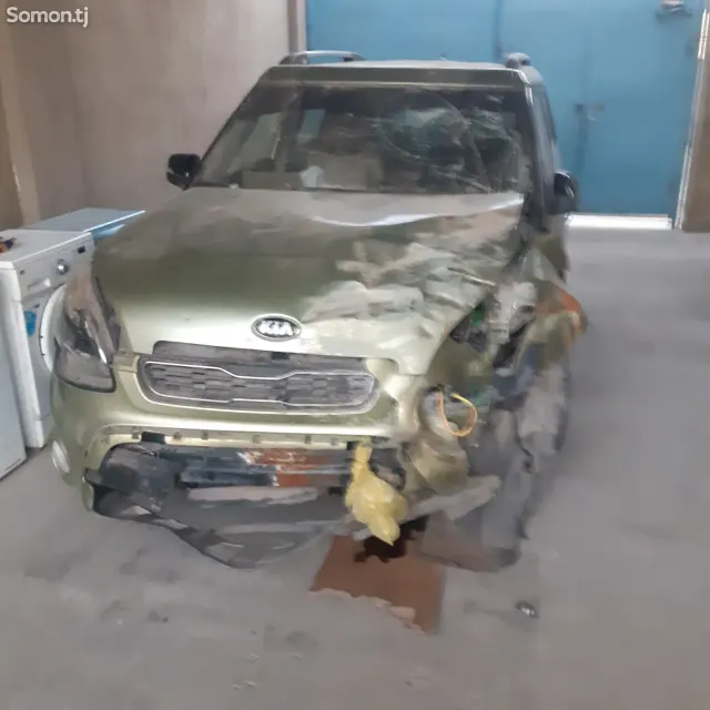 Kia Soul 2013 · AT