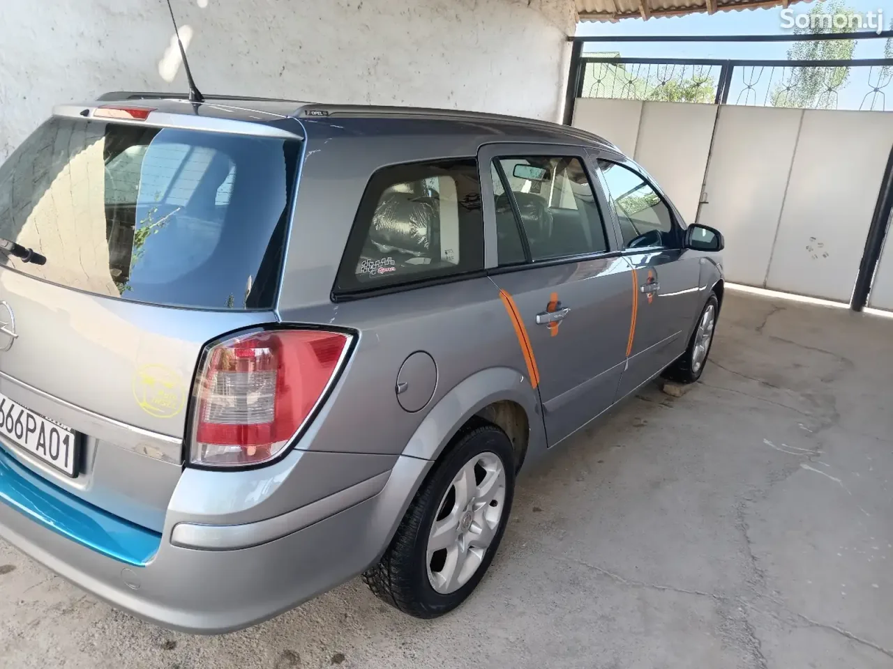 Opel Astra H 2008 · 1.8 AT