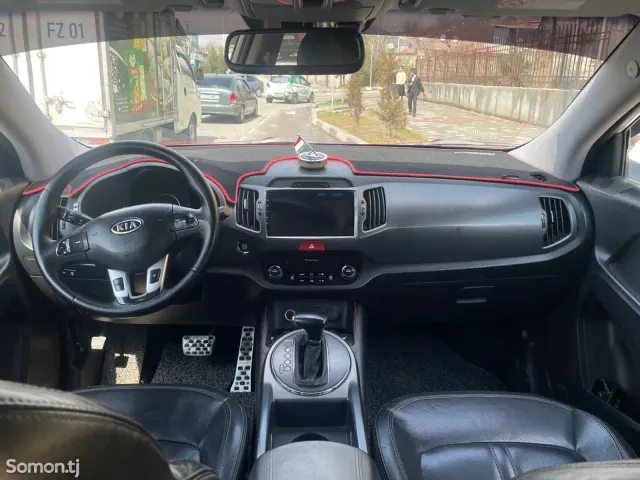 Kia Sportage 2011 · 2.0 AT