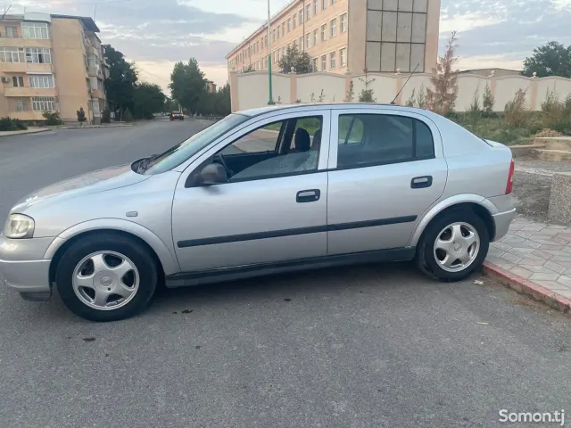 Opel Astra G 2006 · 1.4 MT