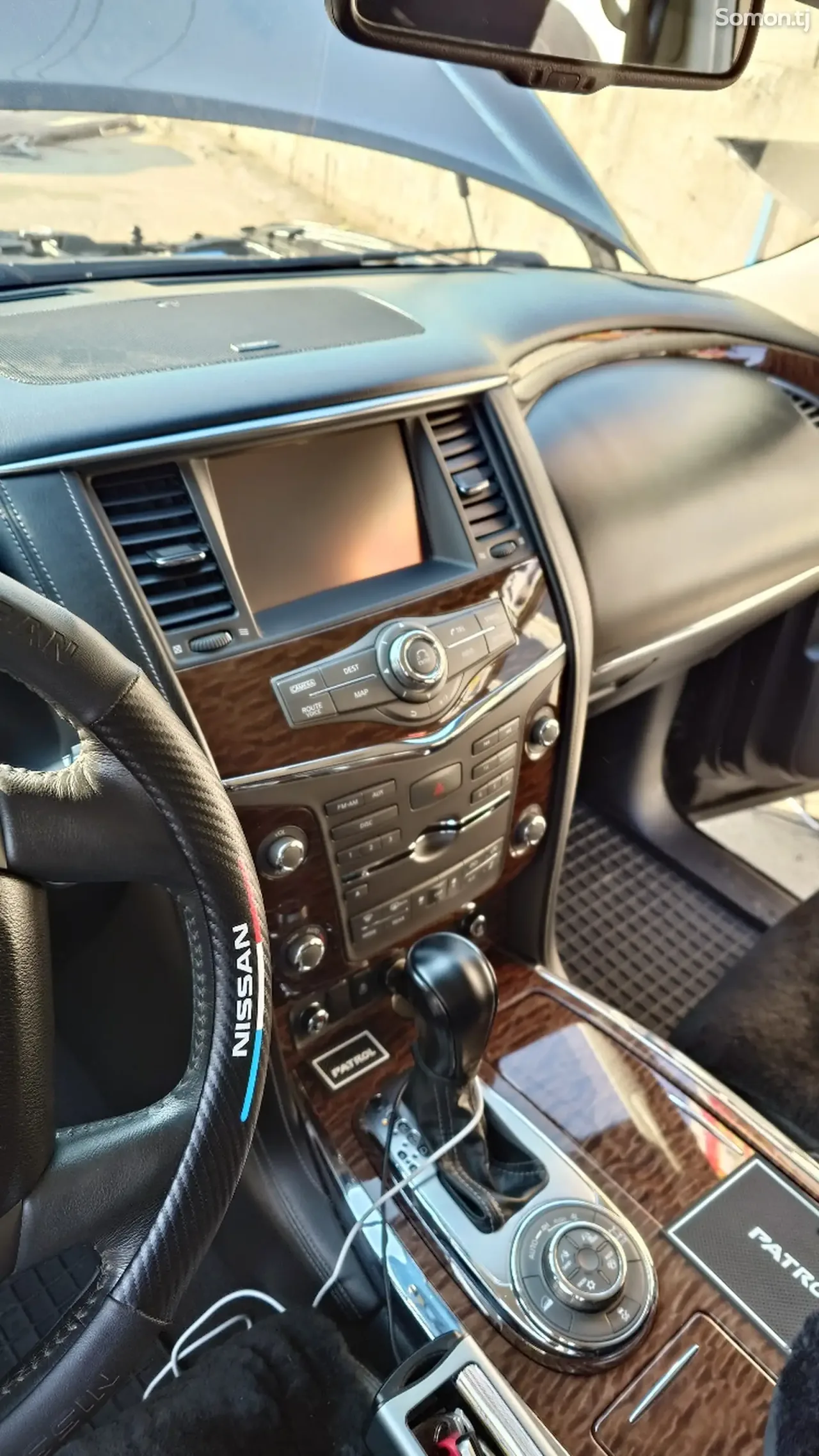 Nissan Patrol 2016 · 5.6 AT